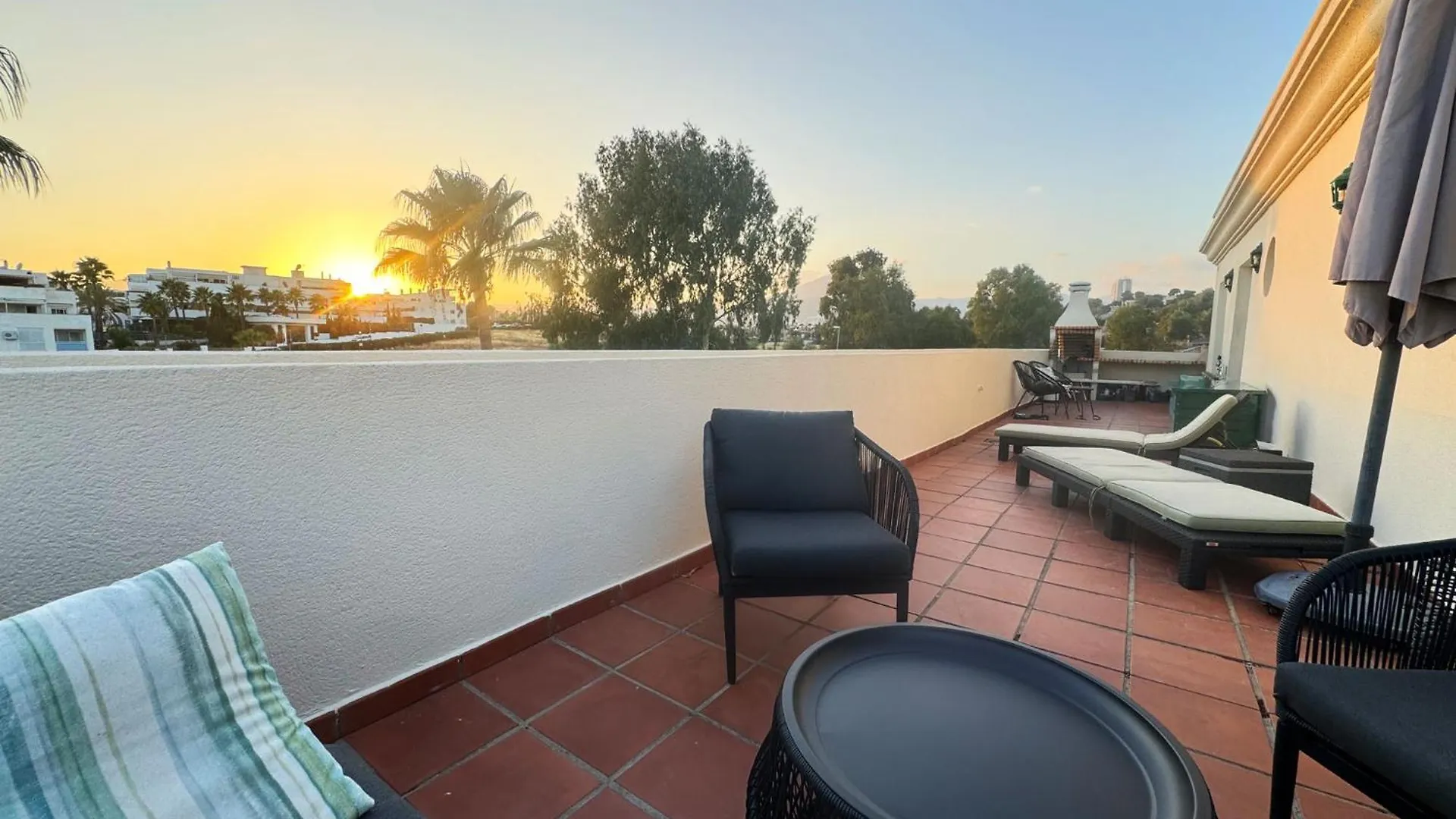 Precioso Atico En Marbella Apartment
